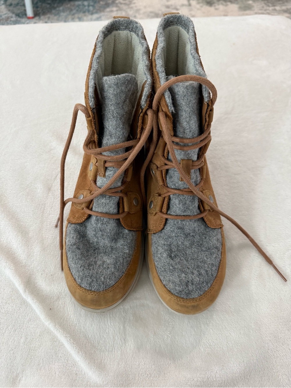 SOREL Explorer Joan Boot Waterproof Leather Laced Winter Booties Womens Sz 9.5